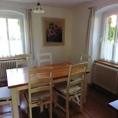 Mit Charme In Pillnitz Eg Apartamento *