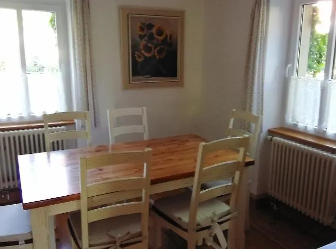 Mit Charme In Pillnitz Eg Apartment *